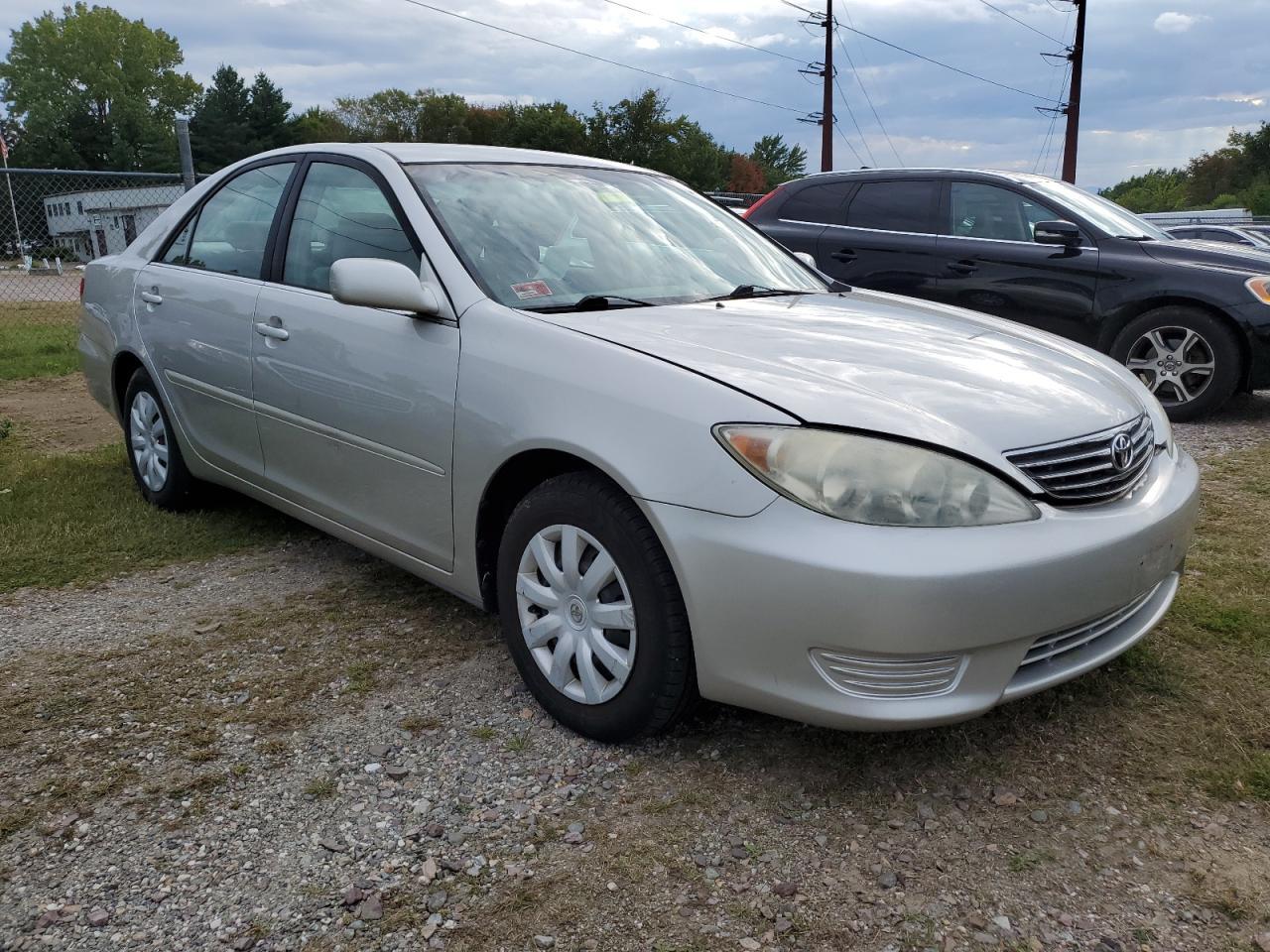 2005 Toyt Camry le