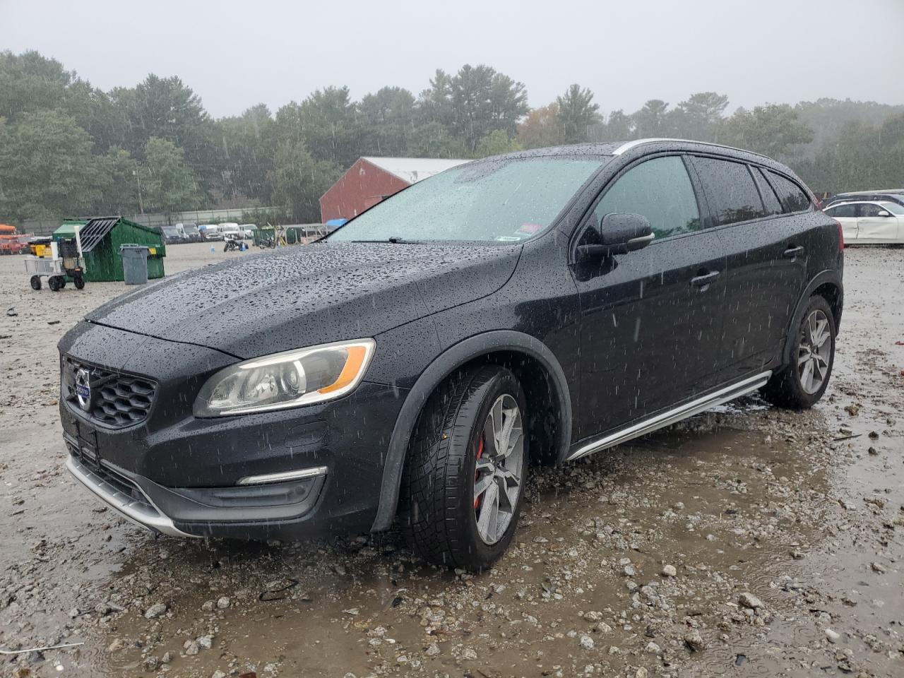 2015 Volvo V60 cross