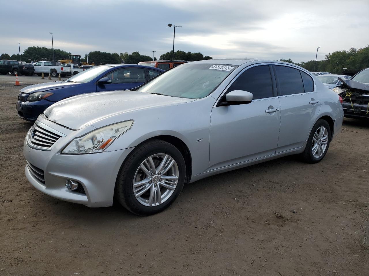Infi Q40