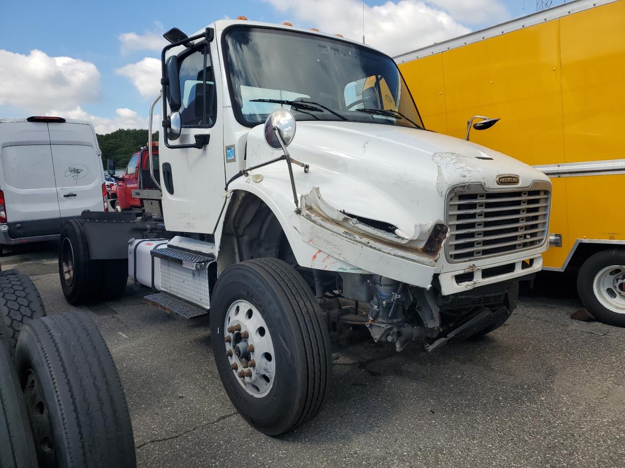 2020 Freightliner M2