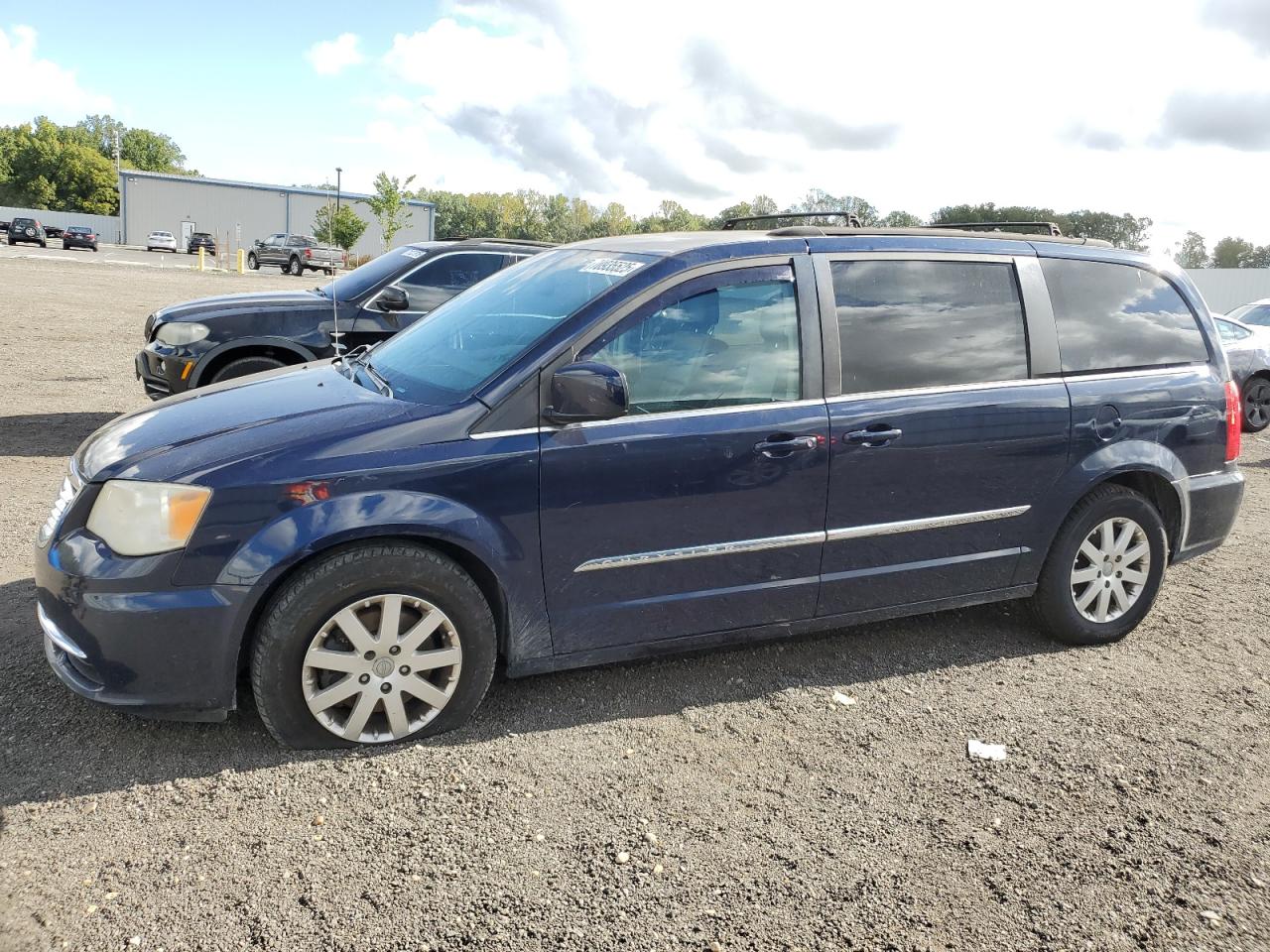2013 Chrysler Town & cou