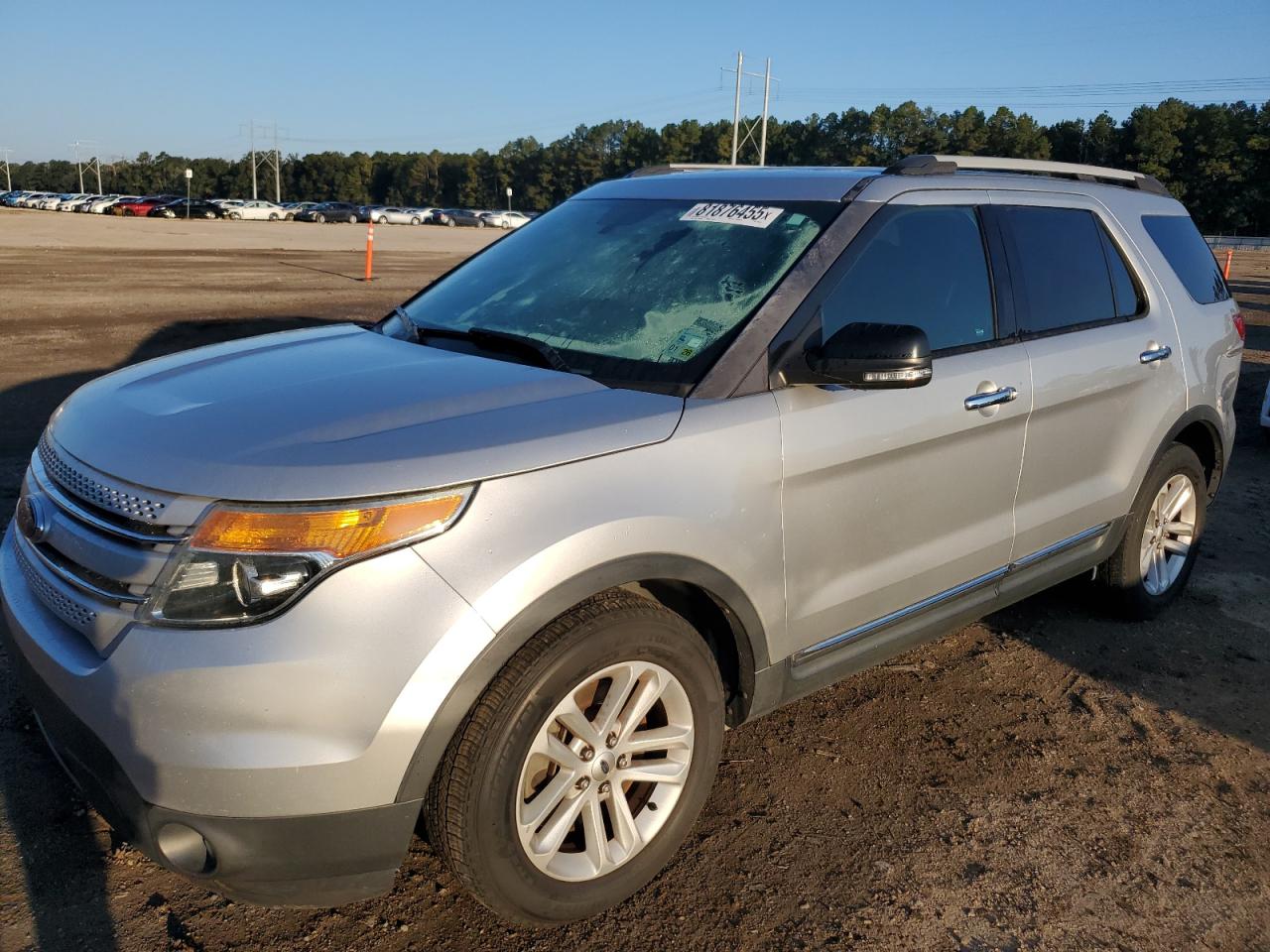 2015 Ford Explorer x