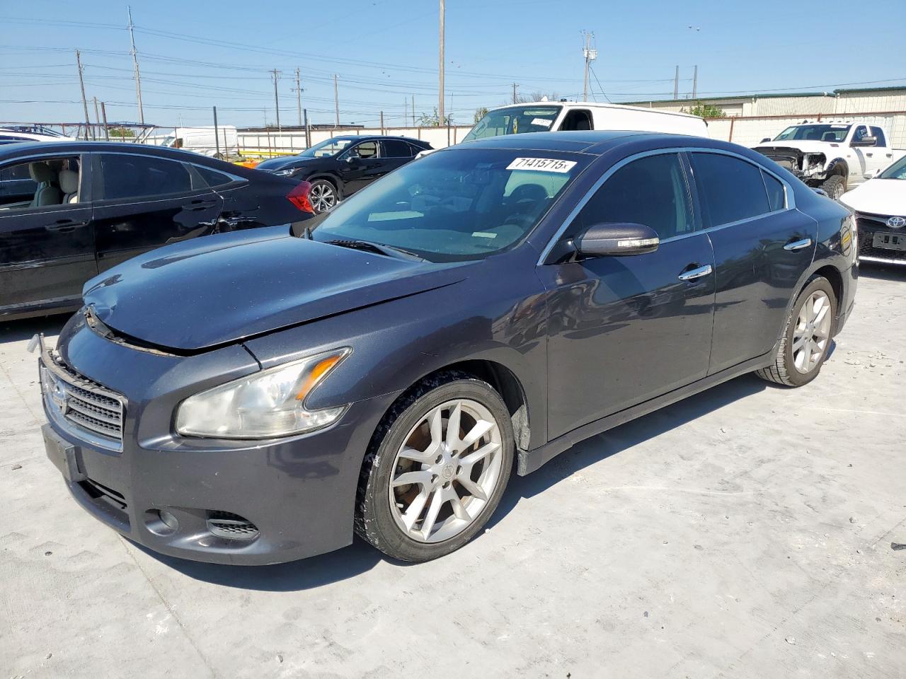 2011 Nissan Maxima s