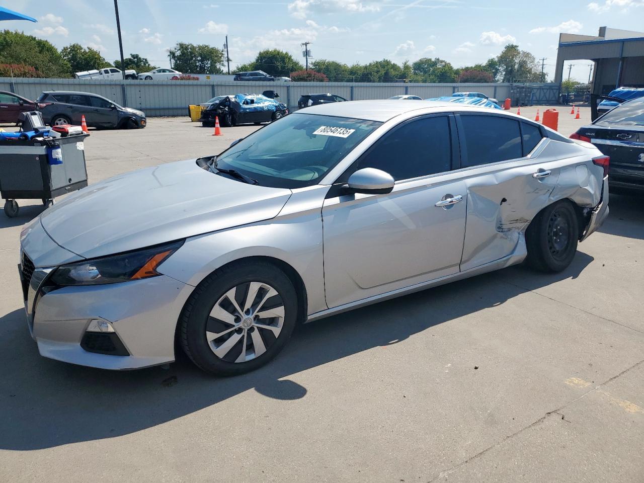 Nissan Altima s