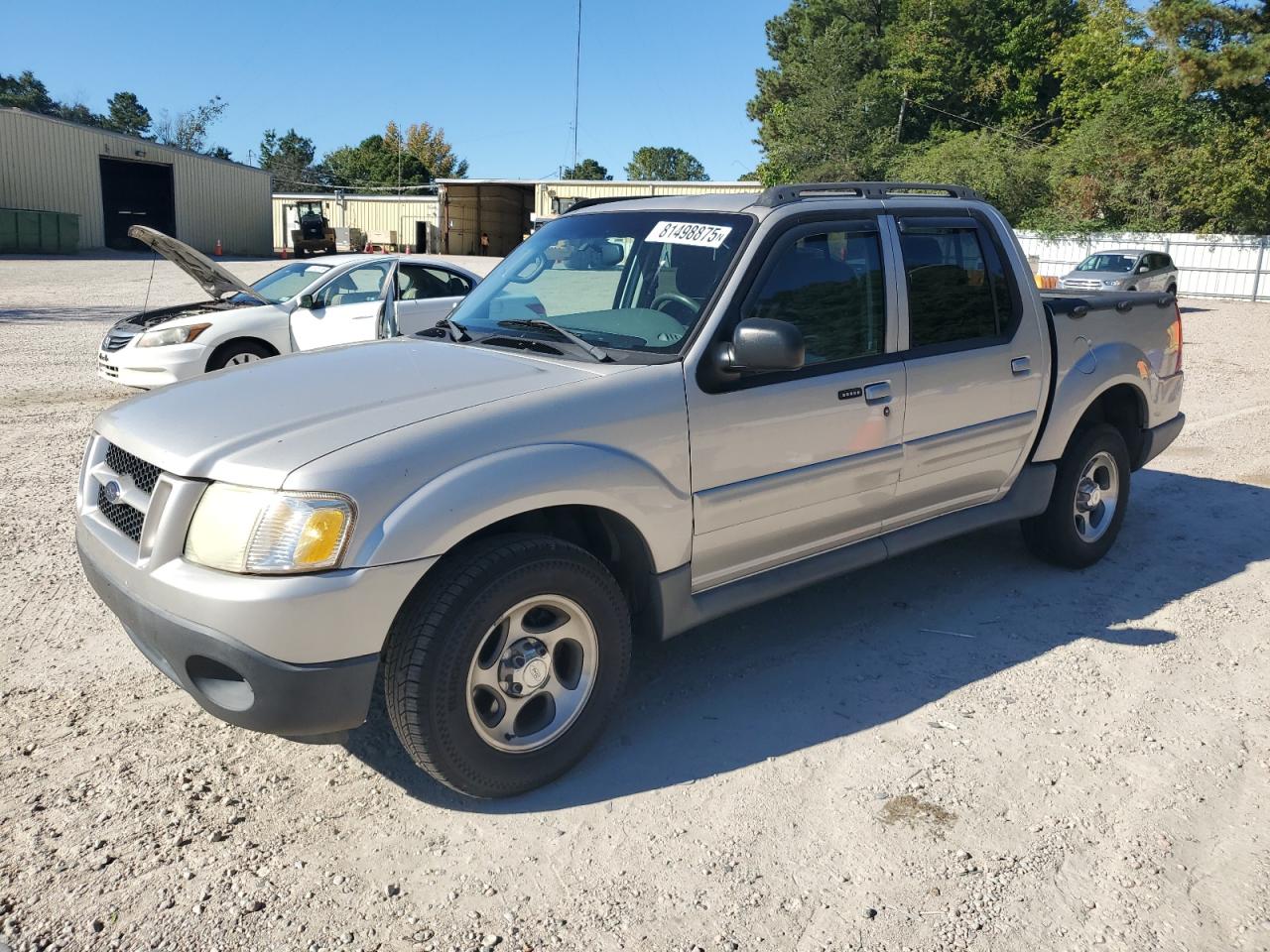 2004 Ford Explorer s