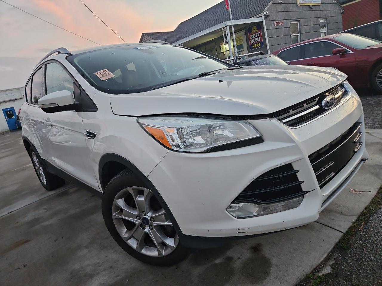 2014 Ford Escape tit