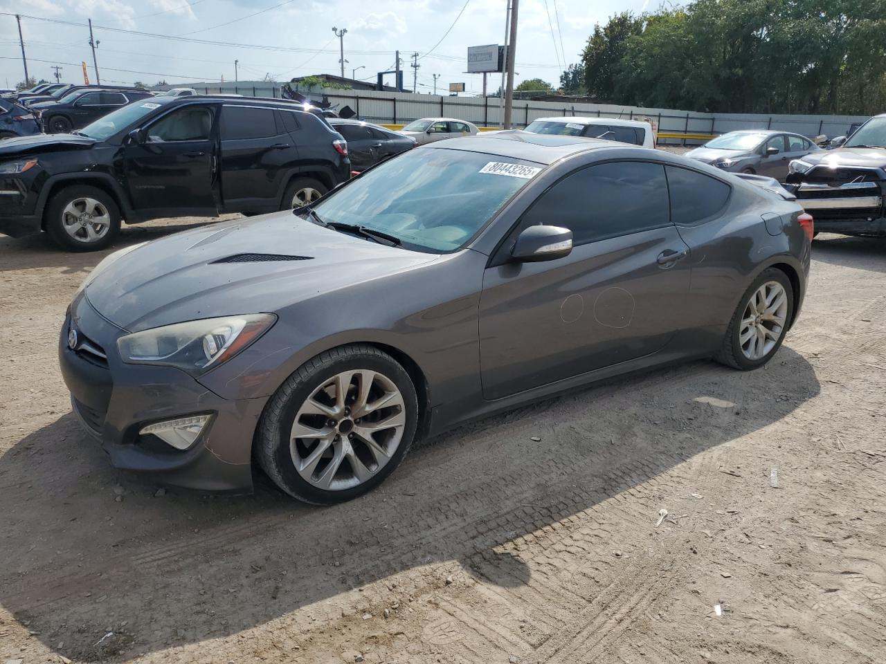2013 Hyundai Genesis co