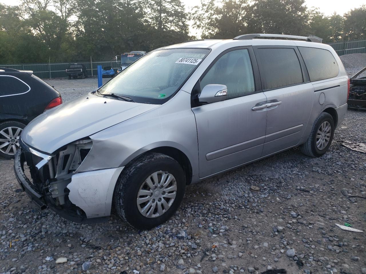 2011 Kia Sedona lx