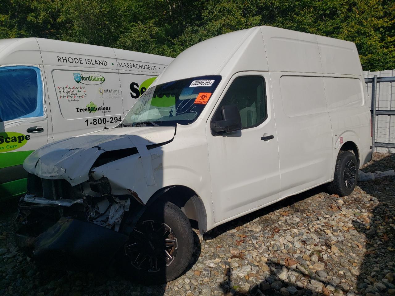 2018 Niss Nv 2500 s