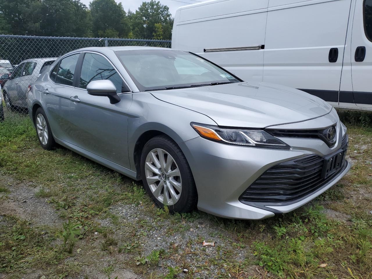 2018 Toyt Camry l