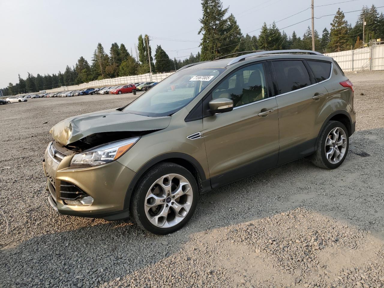 2013 Ford Escape titanium