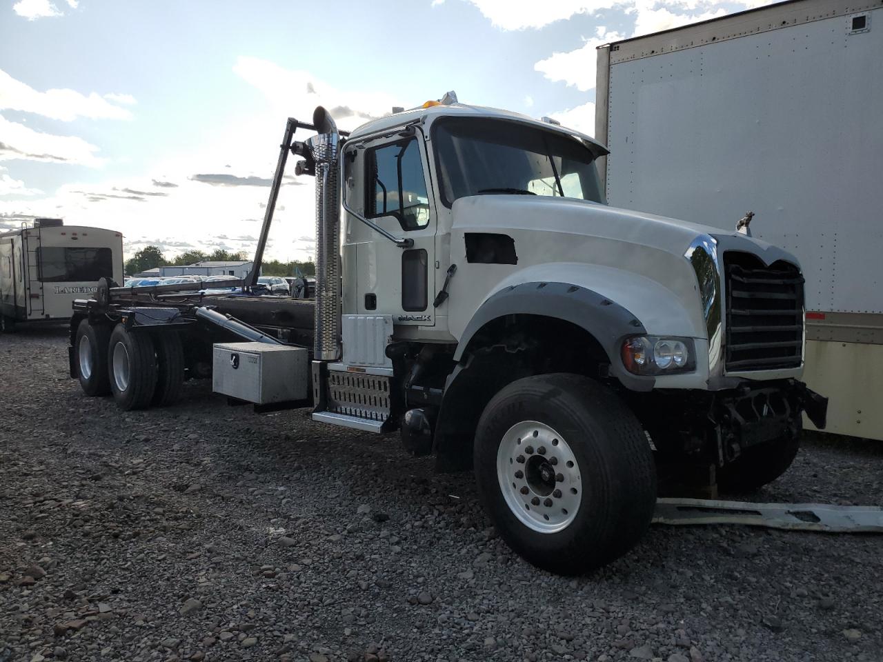 Mack 400 gu400