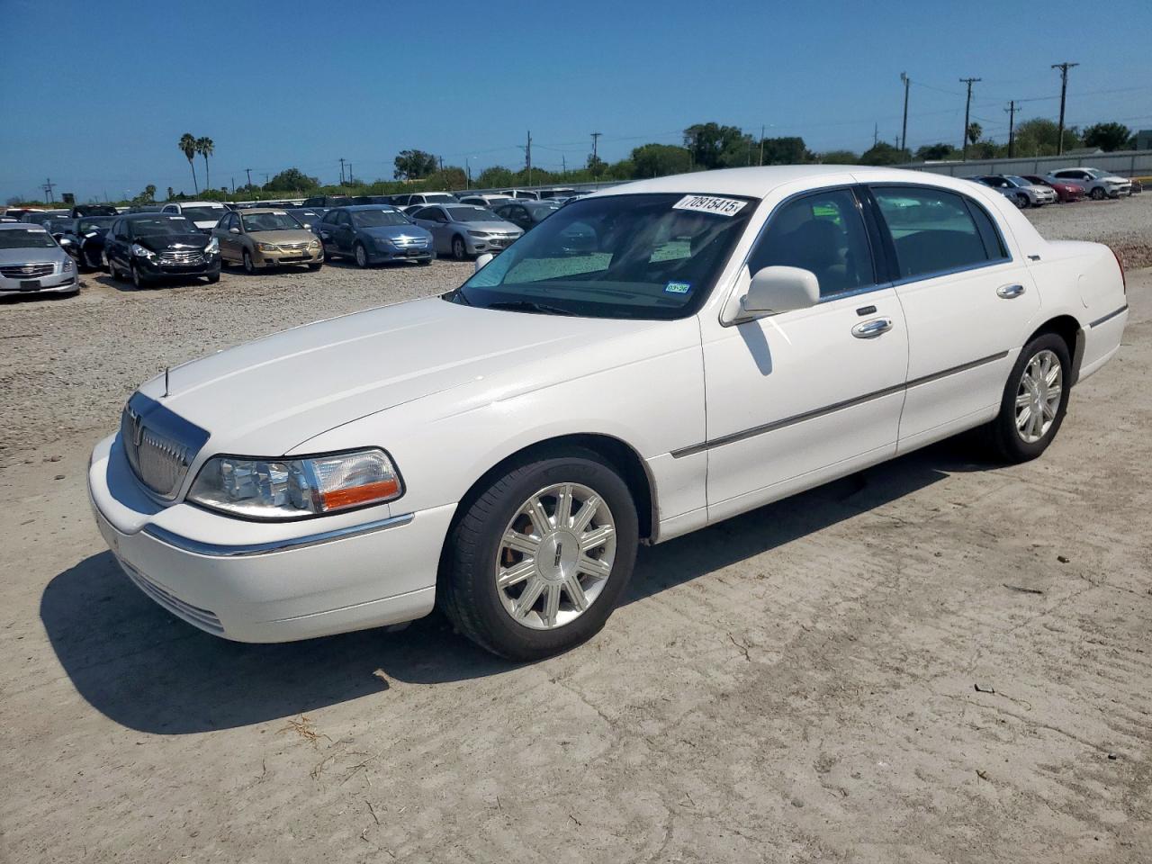 2010 Lincoln Town car s