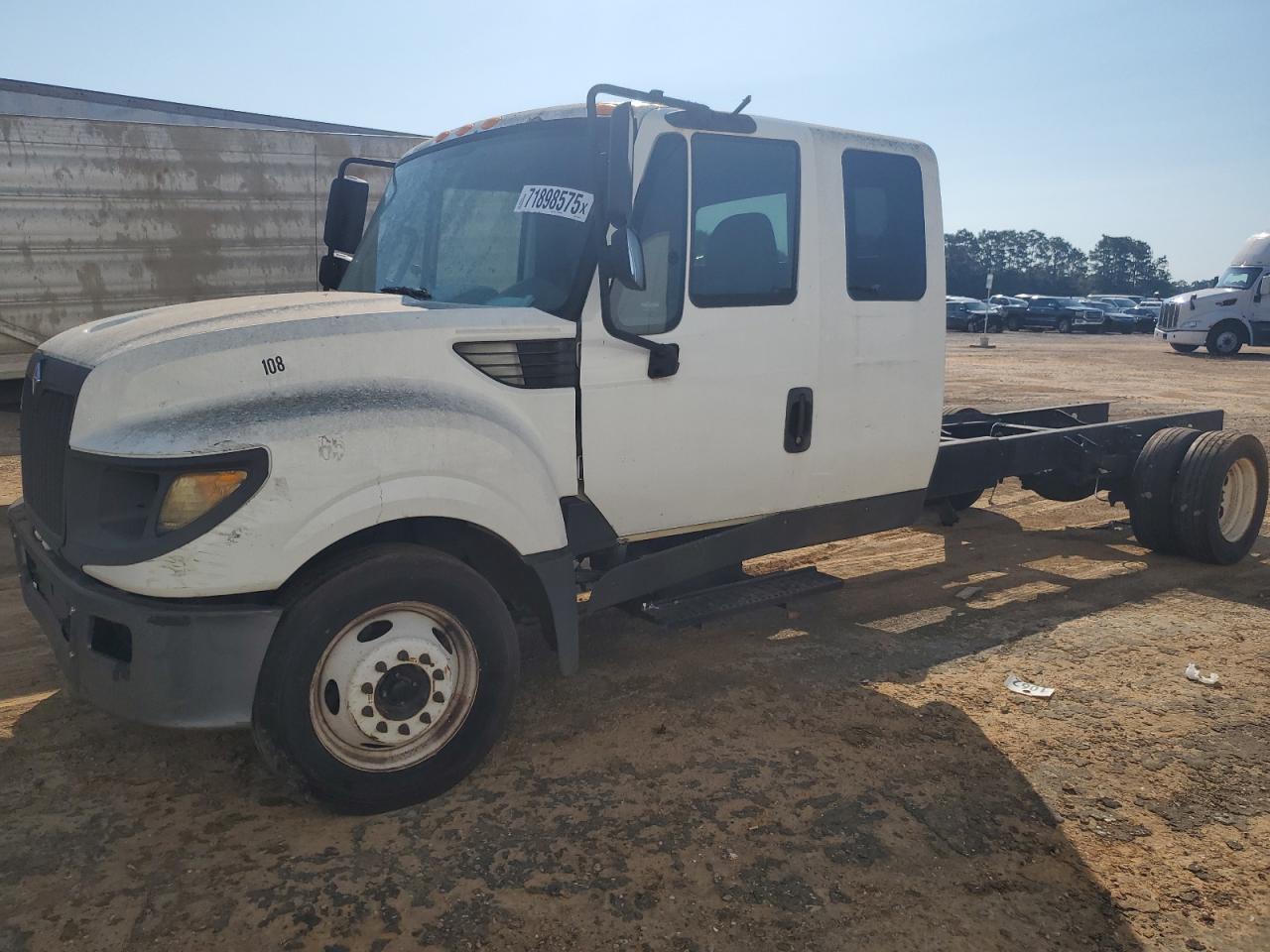 2016 Intl Terrastar
