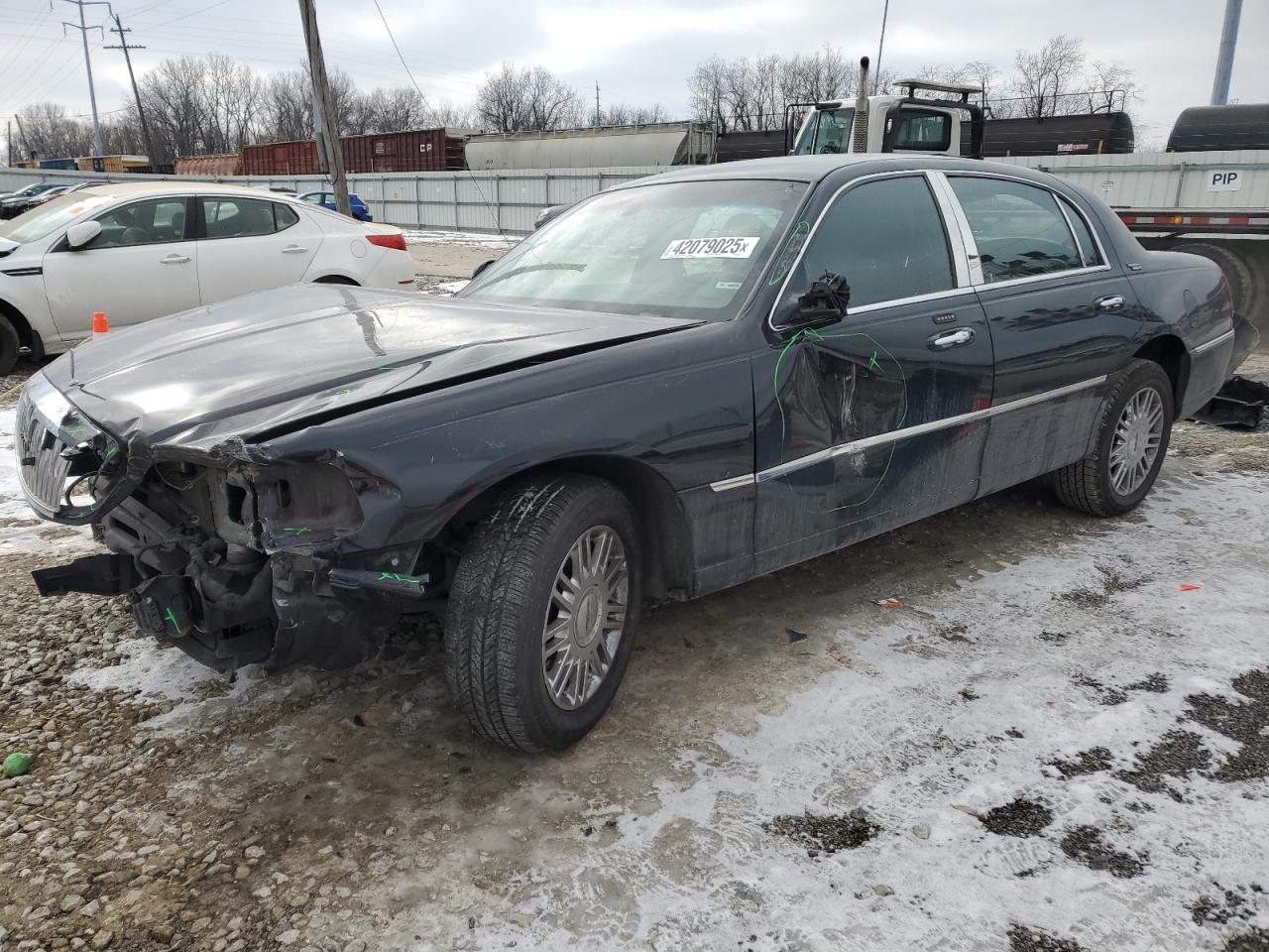 2011 Lincoln Town Car