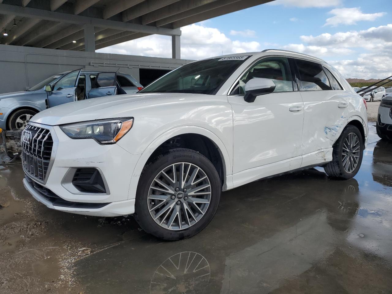 2022 Audi Q3