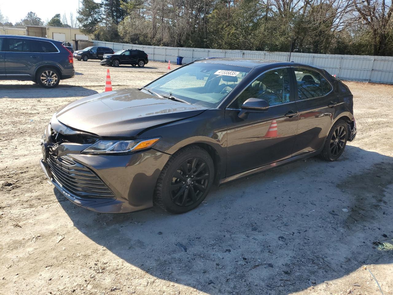 2020 Toyota Camry le LE