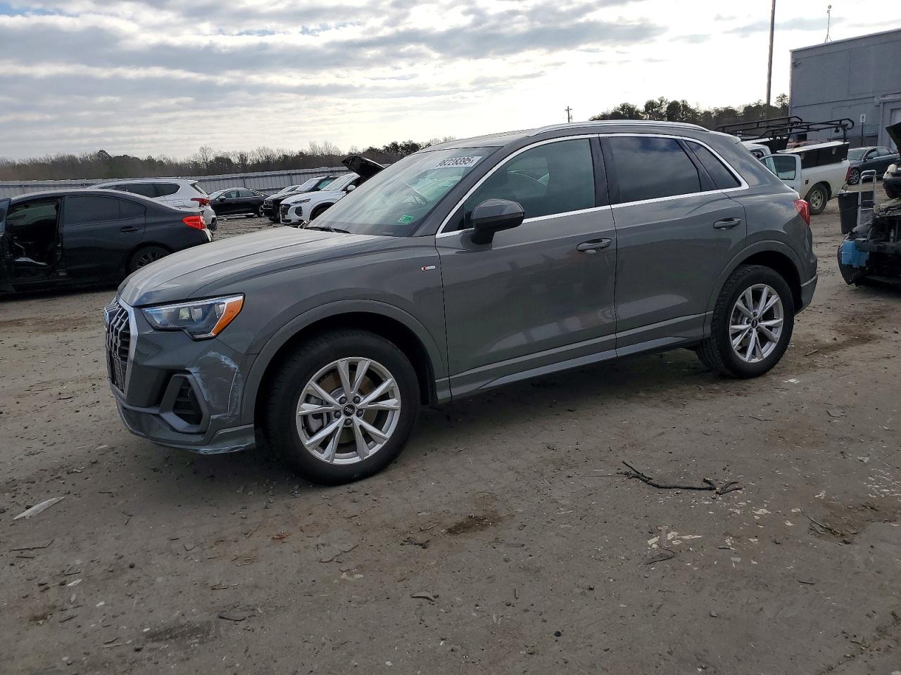 2022 Audi Q3