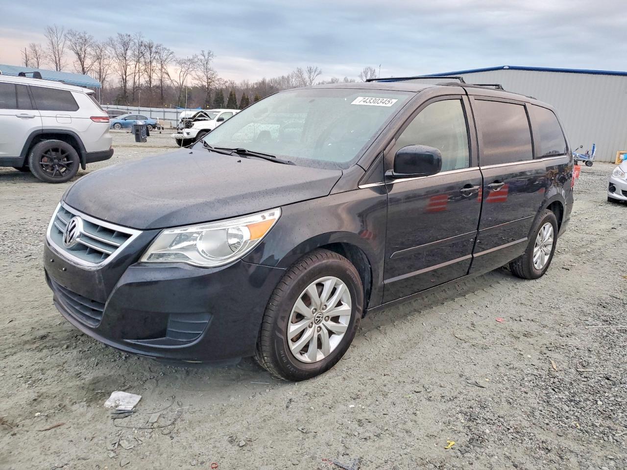 2014 Volkswagen Routan