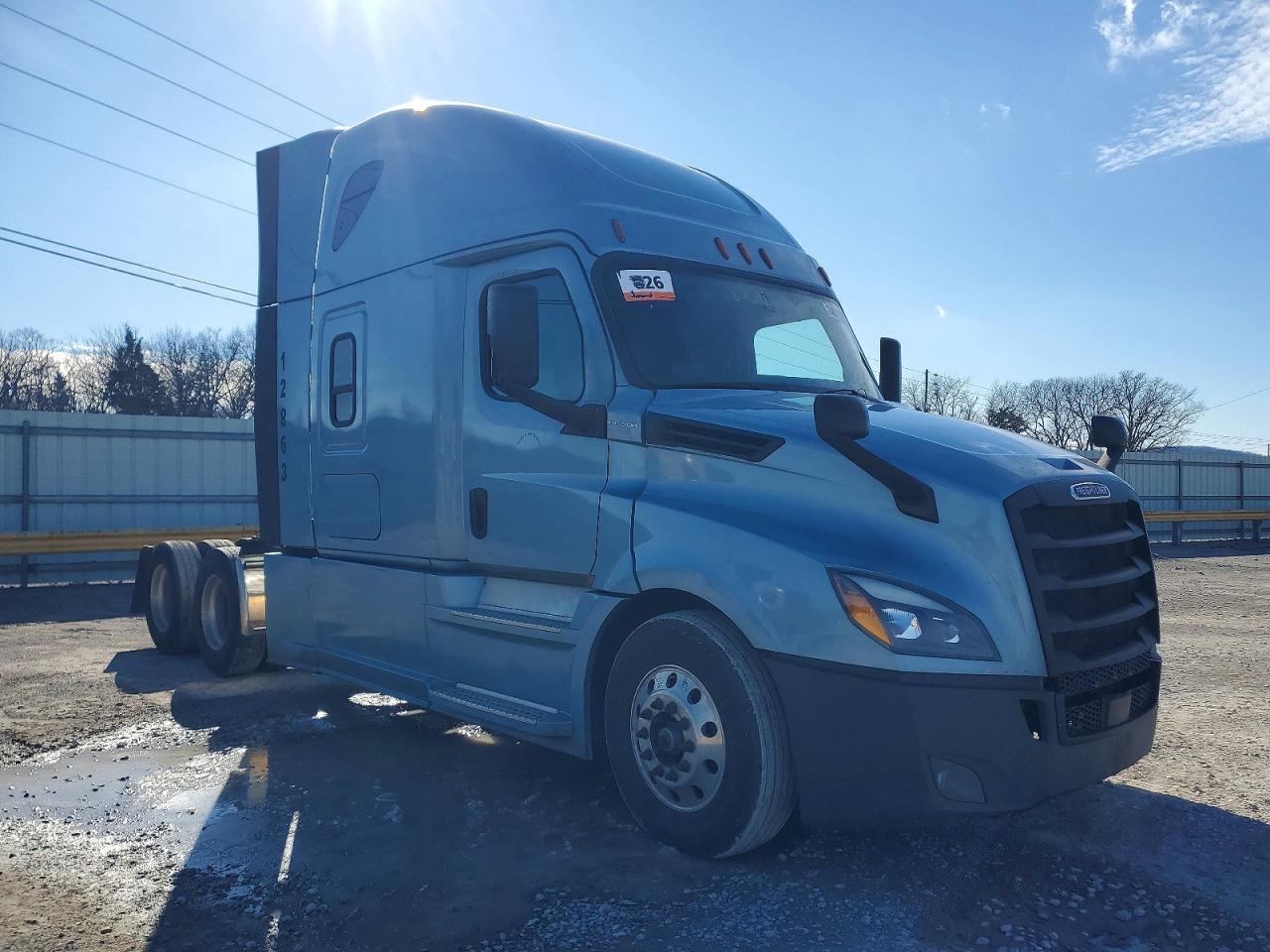 2019 Freightliner Cascadia 126