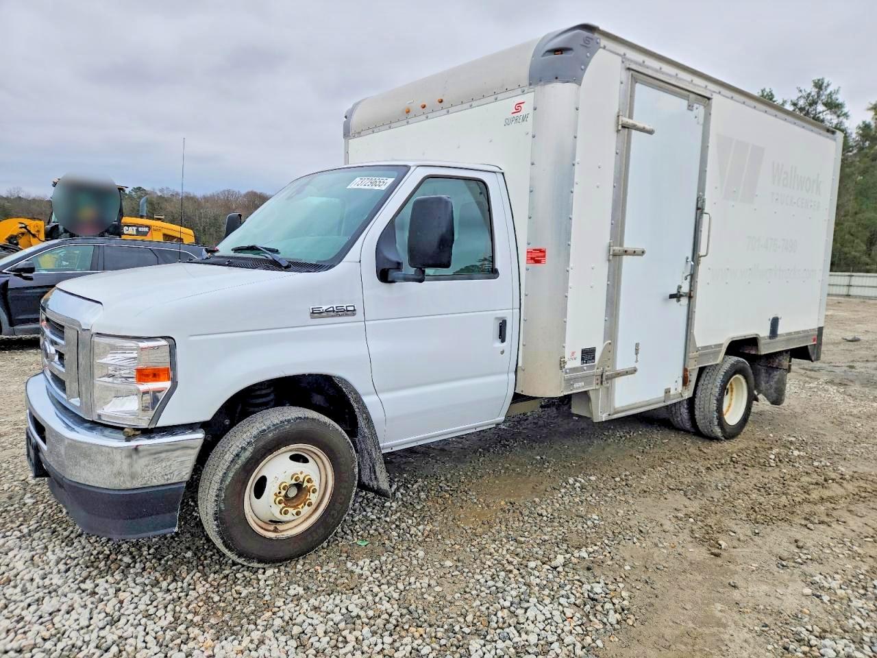 2021 Ford E-350