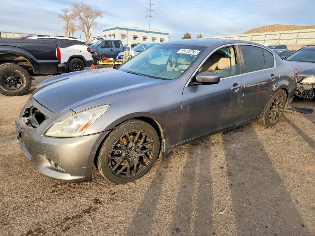 2013 Infiniti G37