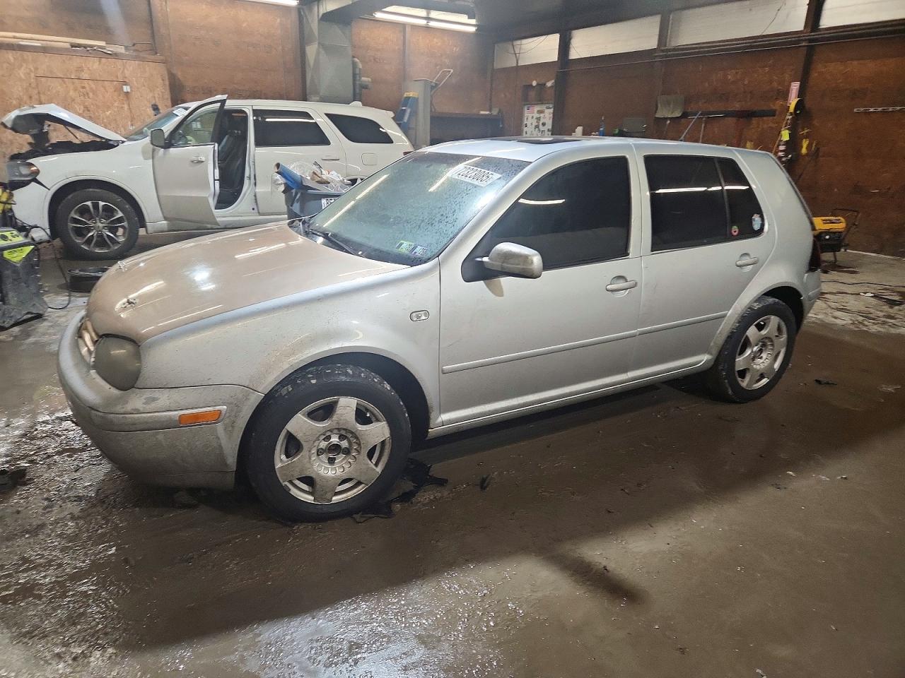 2004 Volkswagen Golf