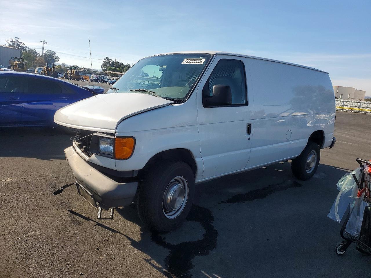 2003 Ford E-350