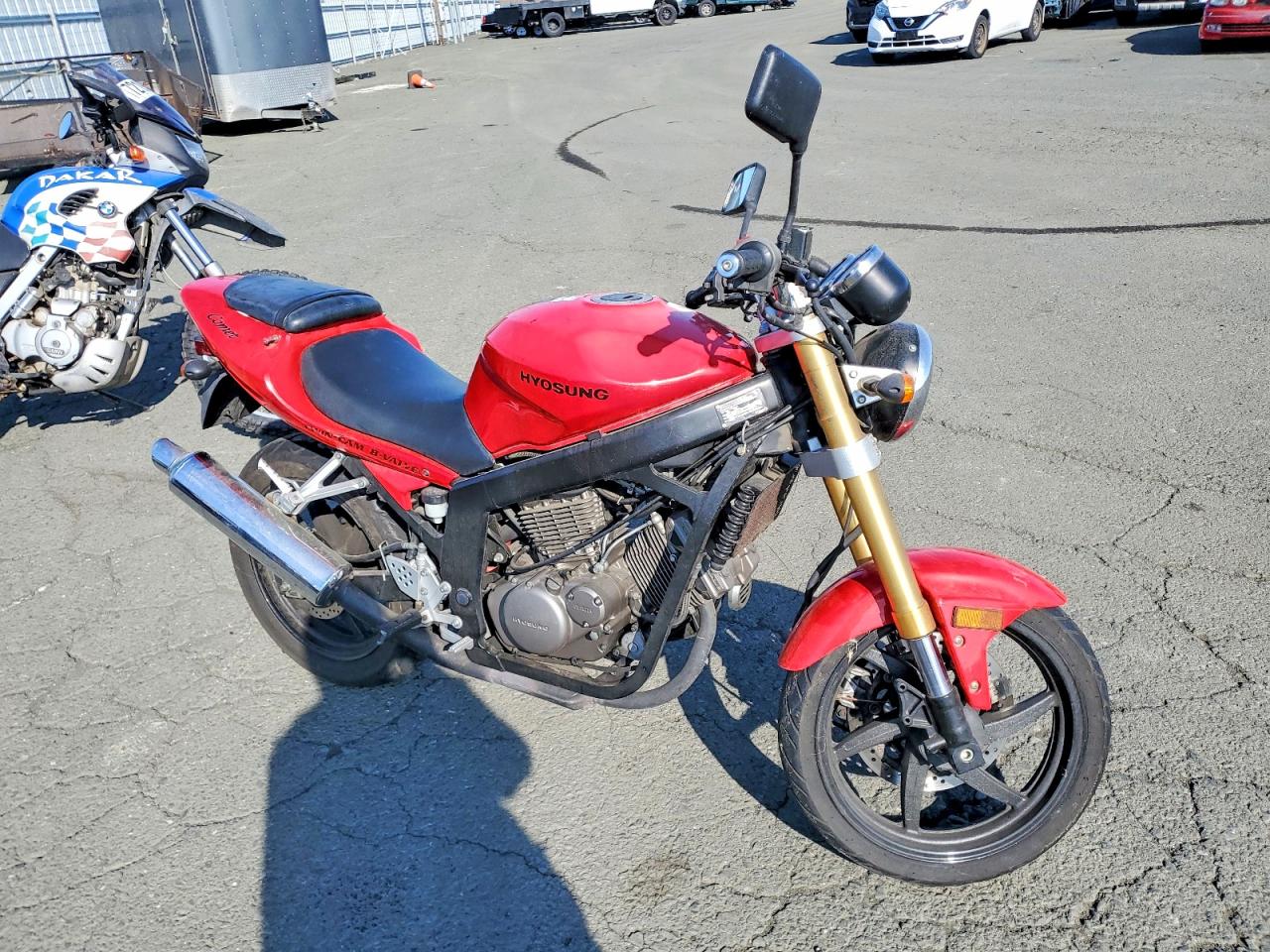 Hyosung GT250