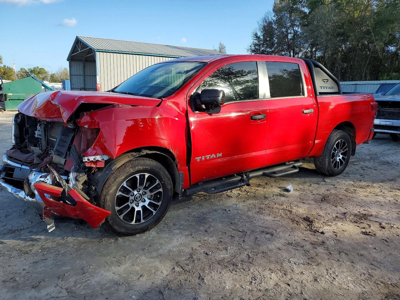 Nissan Titan