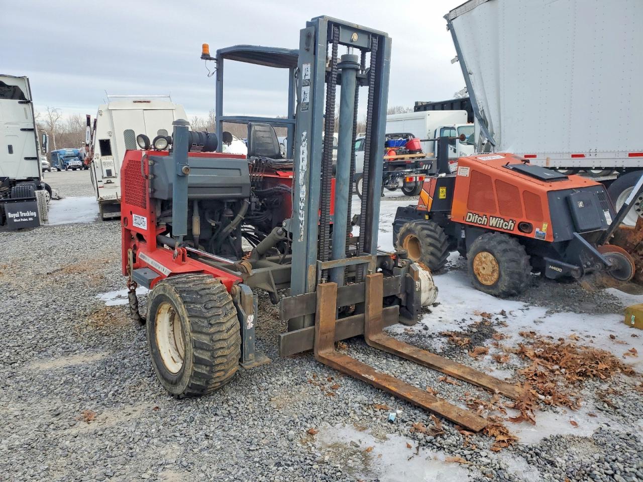 2005 Moffett M9 60