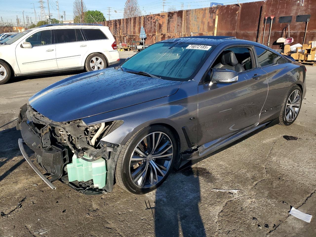 2017 Infinity Q60