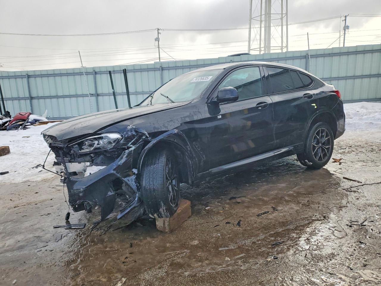 2023 BMW X4
