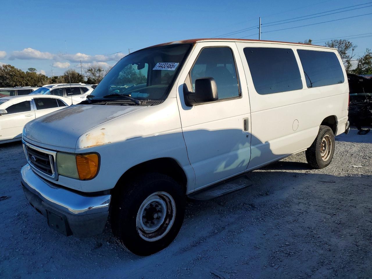 2004 Ford Econoline E350