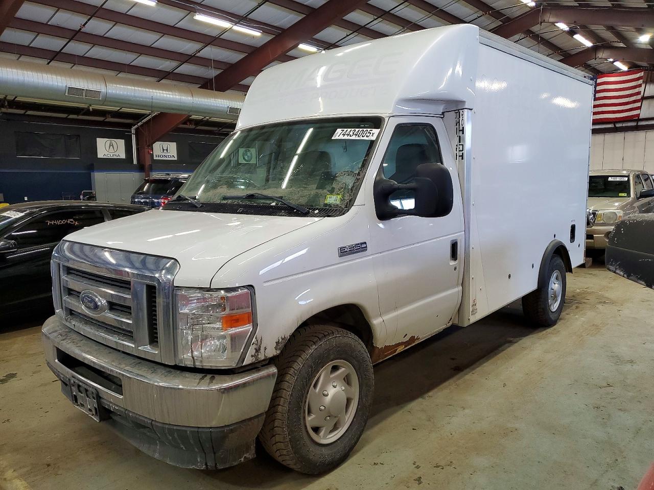 Ford Econoline E350