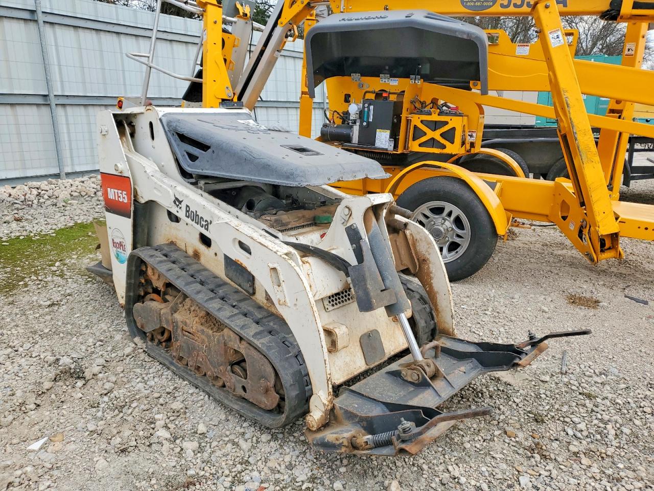 Bobcat Mt55