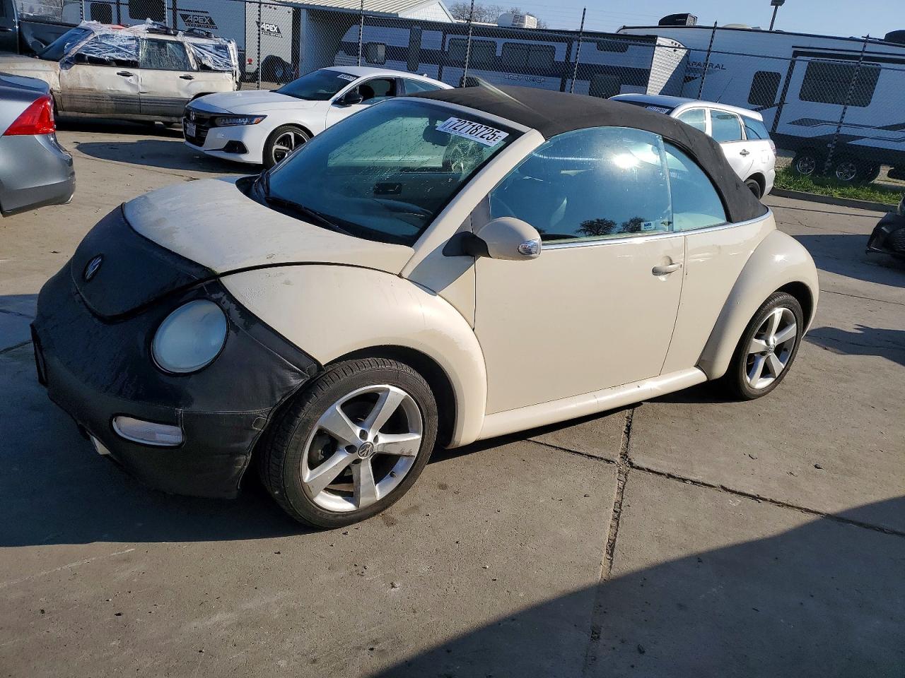 2004 Volkswagen Beetle