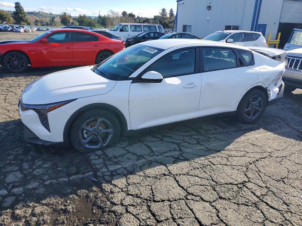 2025 Kia K4
