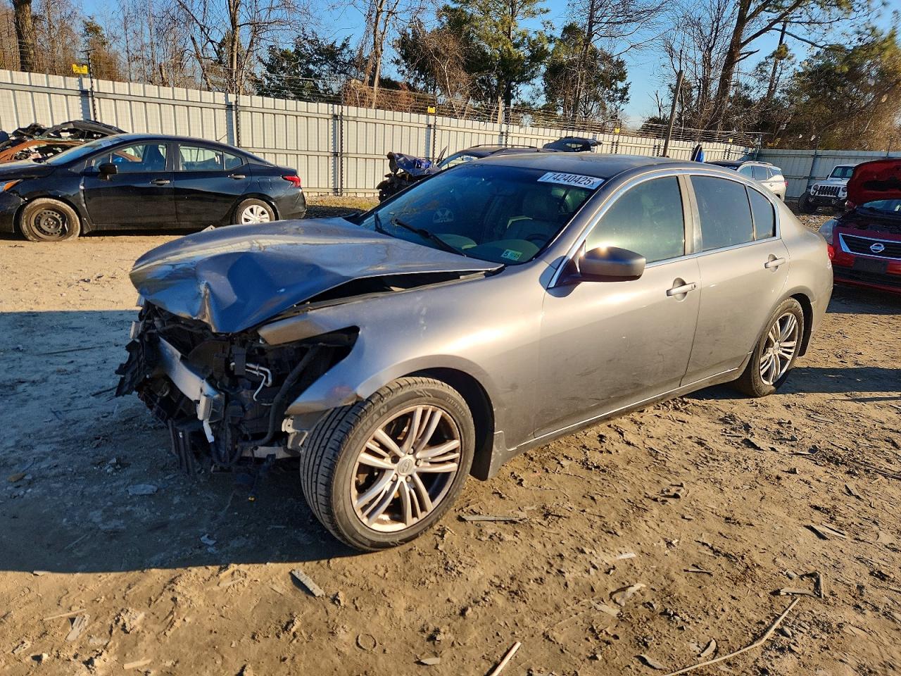 2013 Infiniti G37