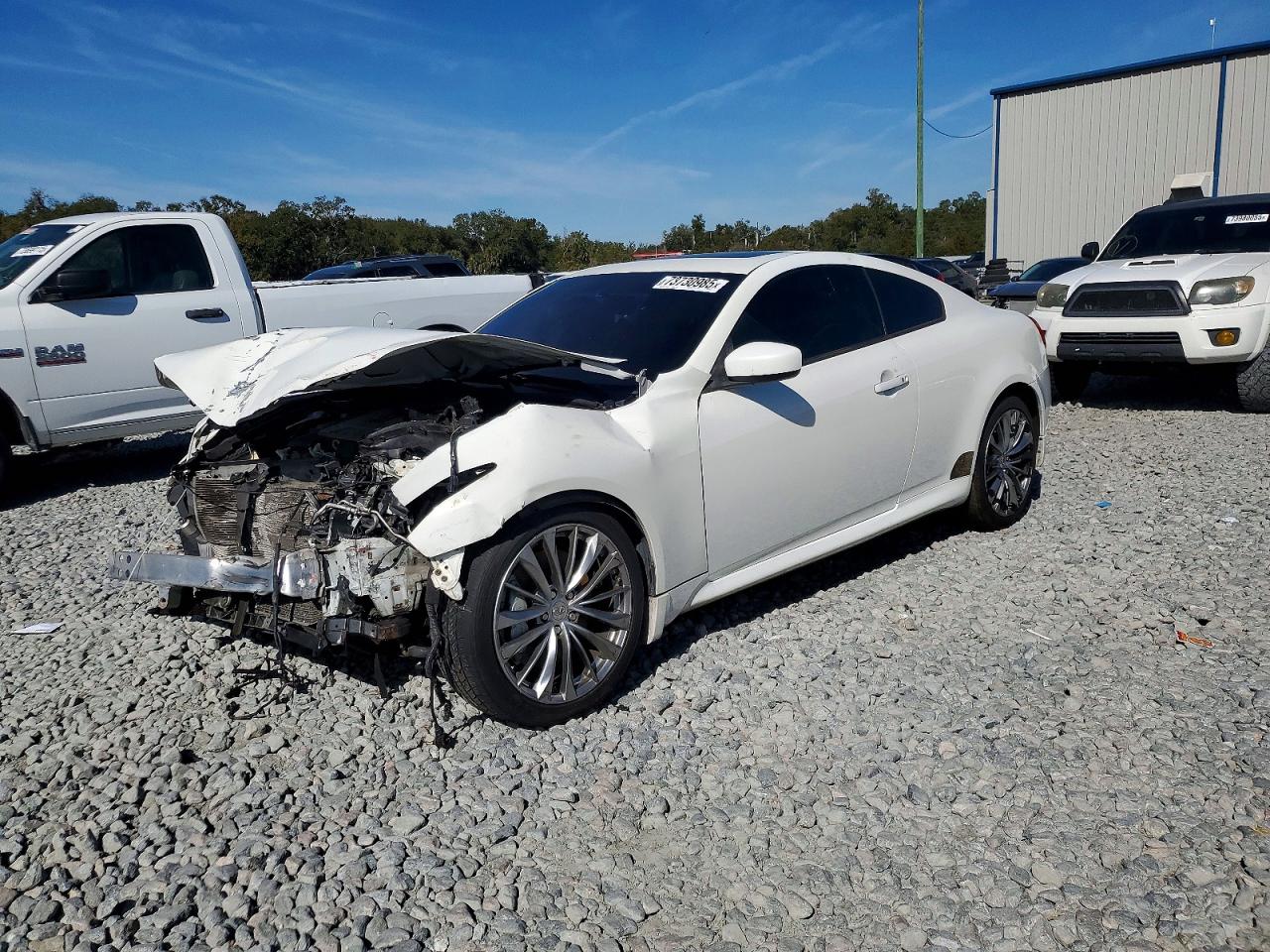 2013 Infiniti G37