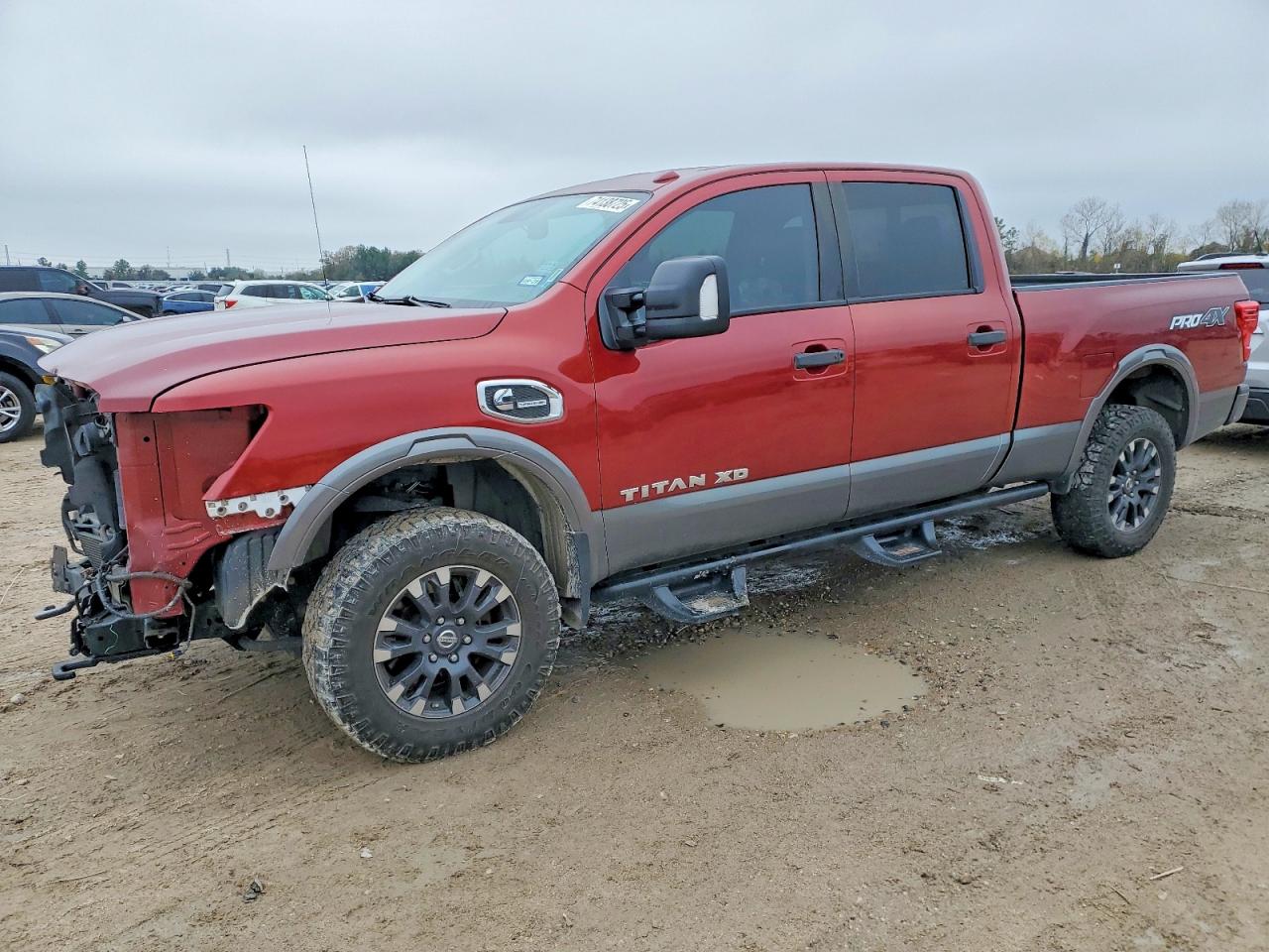 Nissan Titan