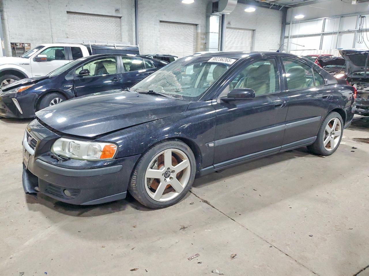 2004 Volvo S60
