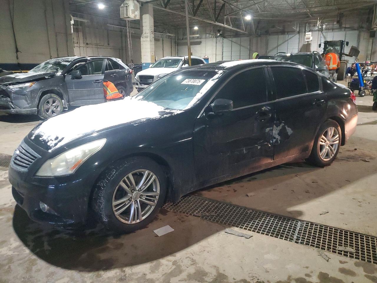 2013 Infiniti G37