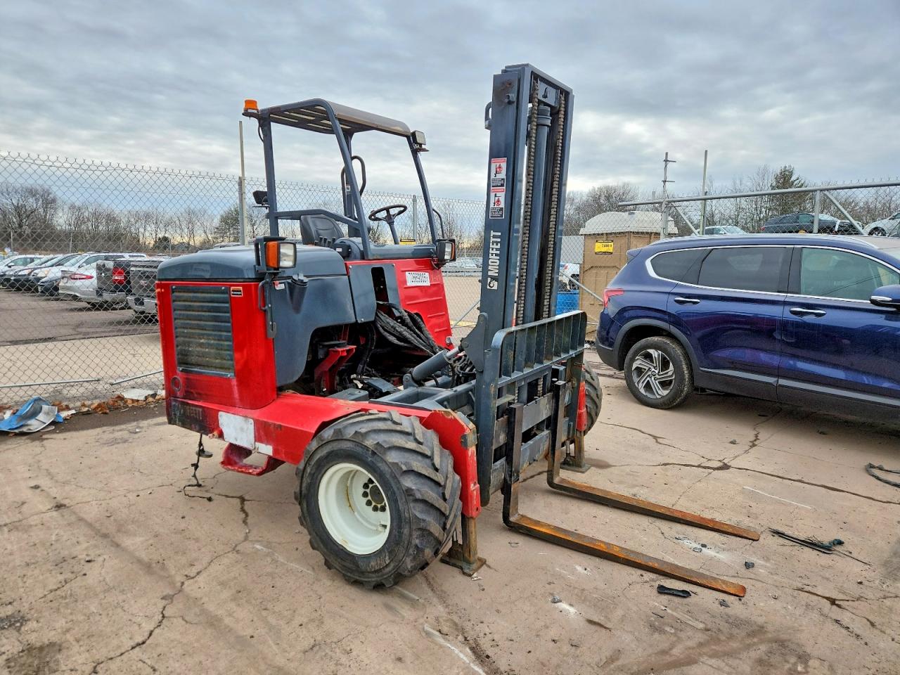2016 Moffett Forklift