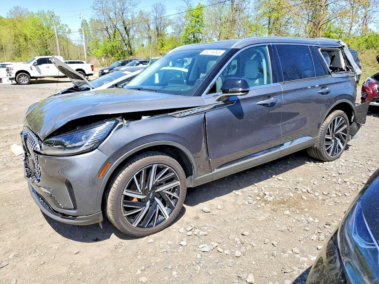Lincoln Aviator