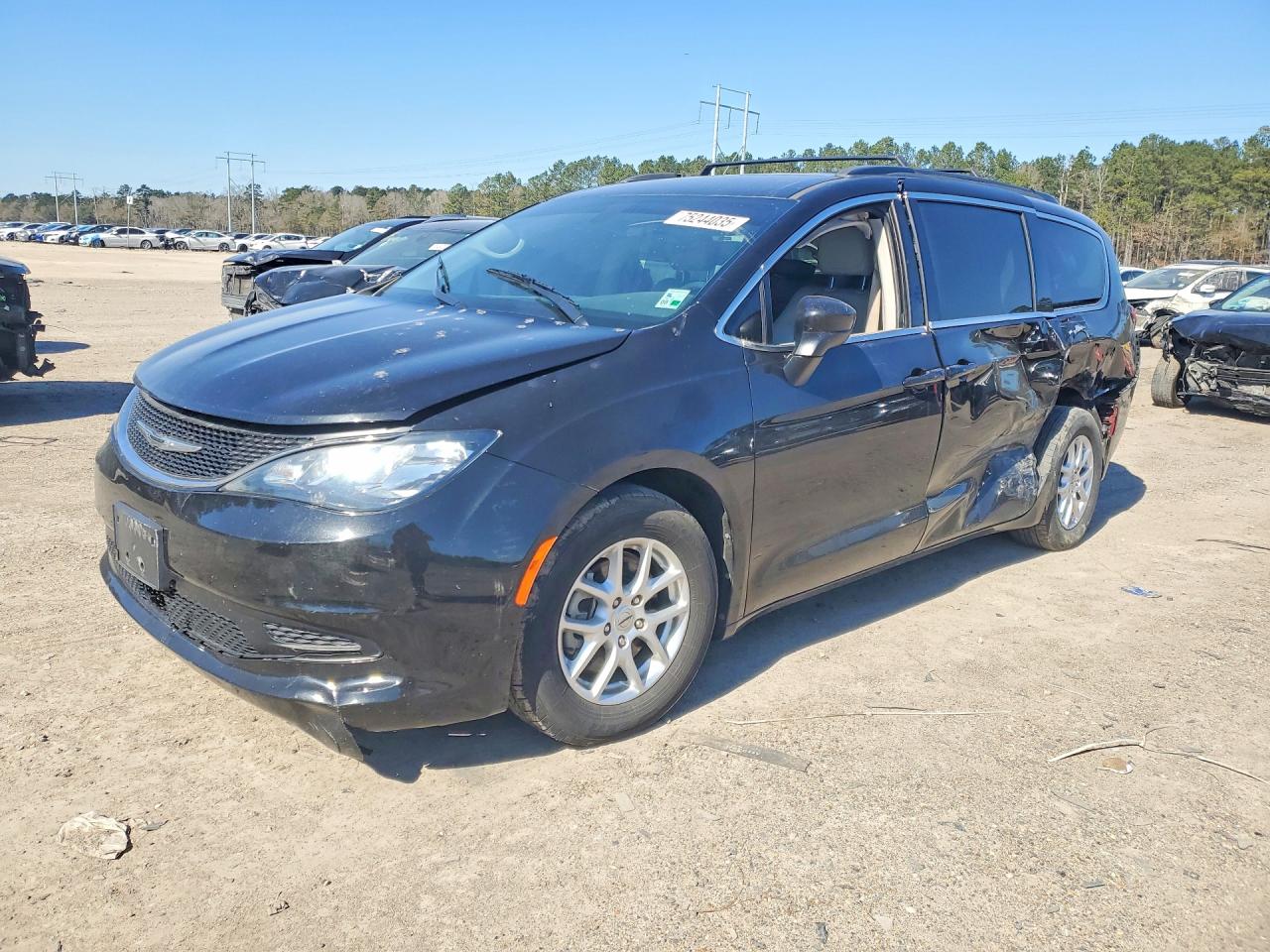 2021 Chrysler Voyager