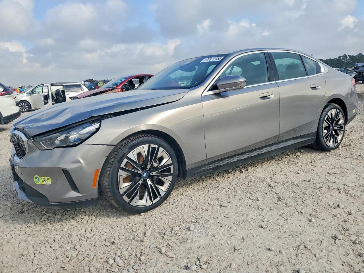 BMW i5