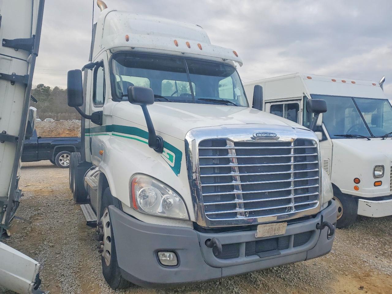 2016 Freightliner Cascadia 125
