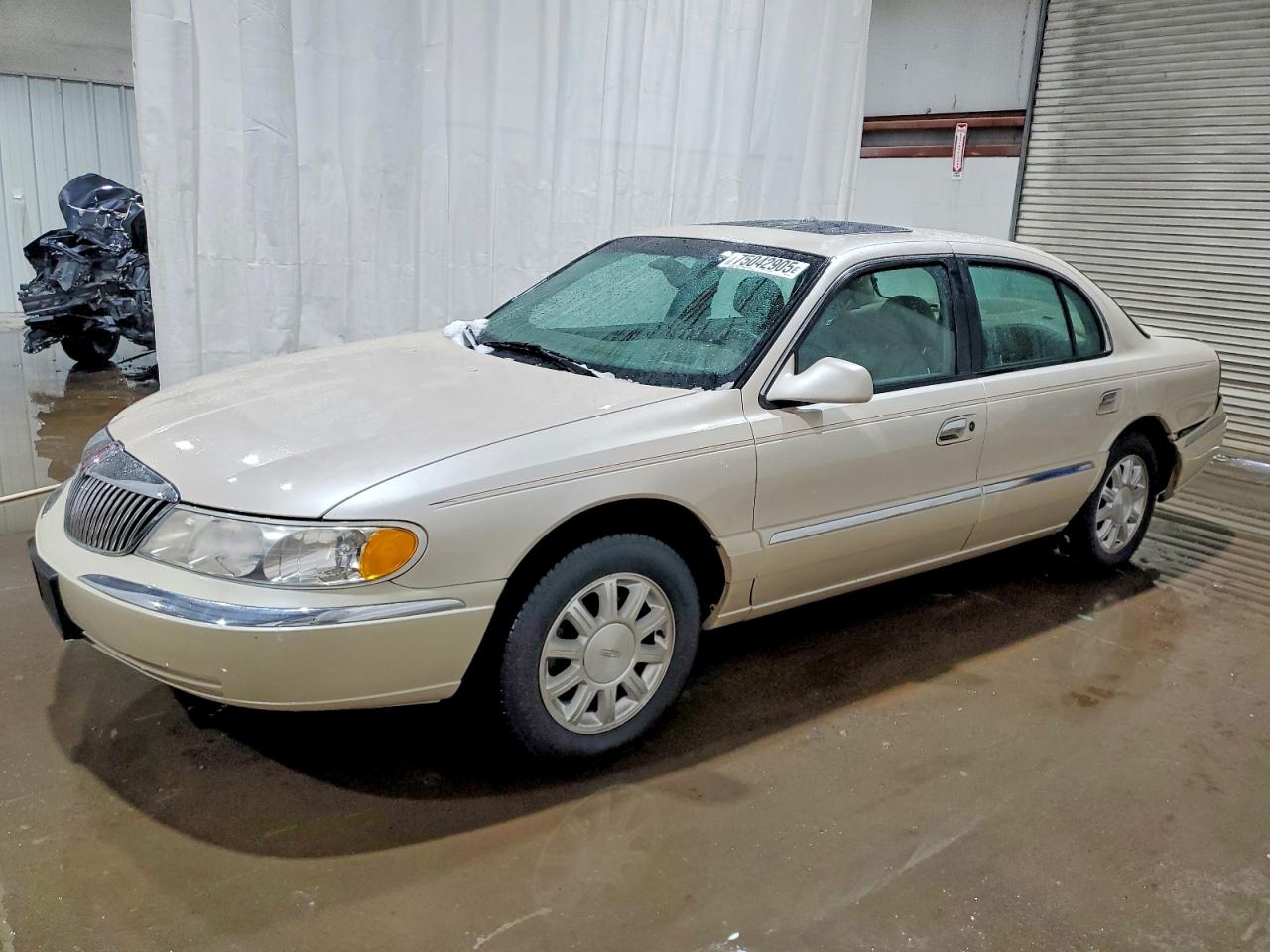 2001 Lincoln Continental