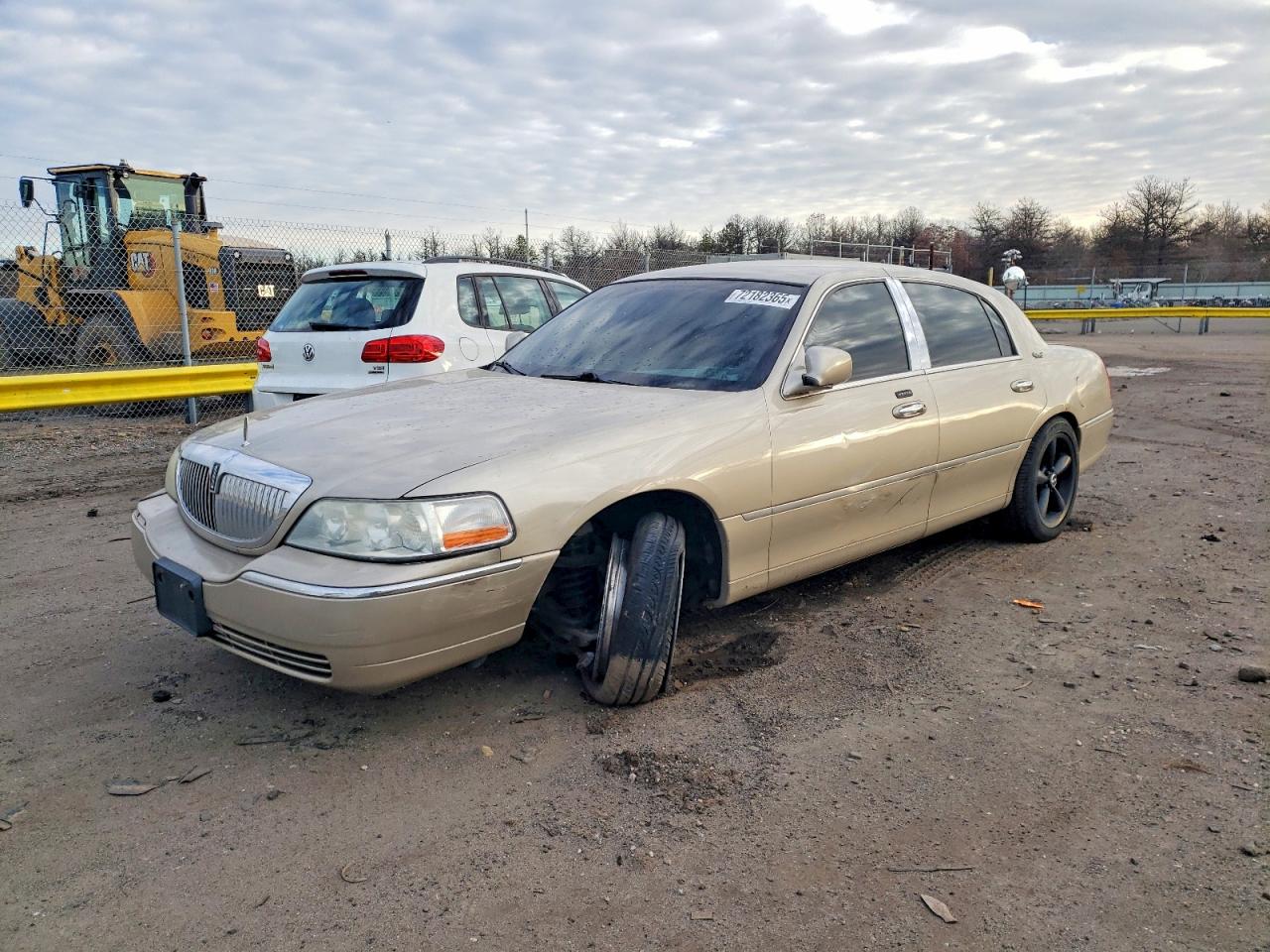 2010 Lincoln Town Car